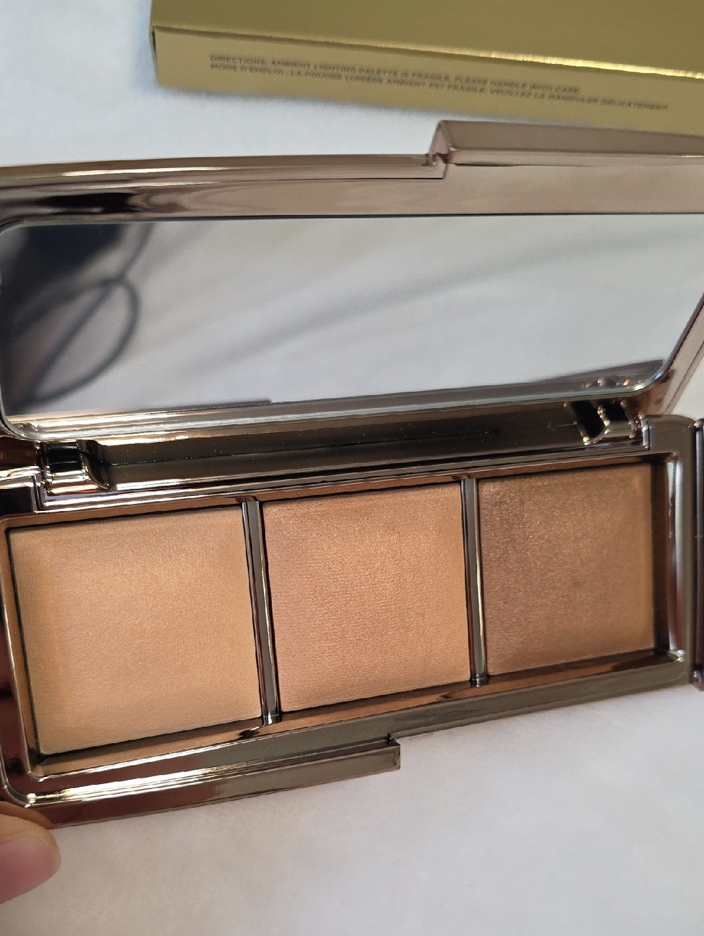 NIB HOURGLASS AMBIENT Lighting Palette Volume 2 II - Picture 2 of 10